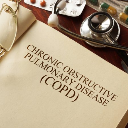 Buch mit Diagnose Chronisch obstruktive Lungenerkrankung (COPD). Medic-Konzept.
