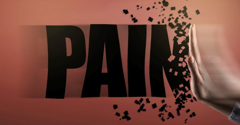 HANDSTOPPZEICHEN mit PAIN-Text / Stoppschild-Konzept (Klicken für mehr)