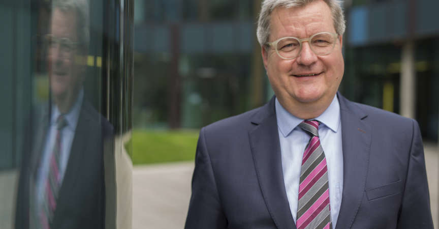 Wolfgang Andiel