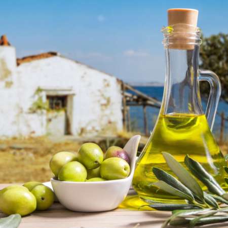 Olivenöl ist ein wichtiger Bestandteil der Mittelmeerküche
