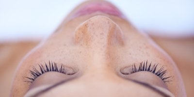 Will man die Anzeichen der Hautalterung bekämpfen, ist Botox nicht das Mittel der Wahl