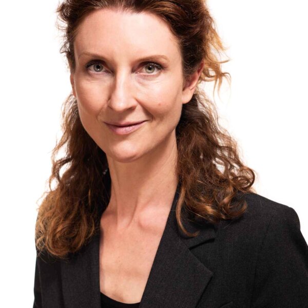 Prim. Priv. Doz. Dr. Theresa Lahousen-Luxenberger, MBA