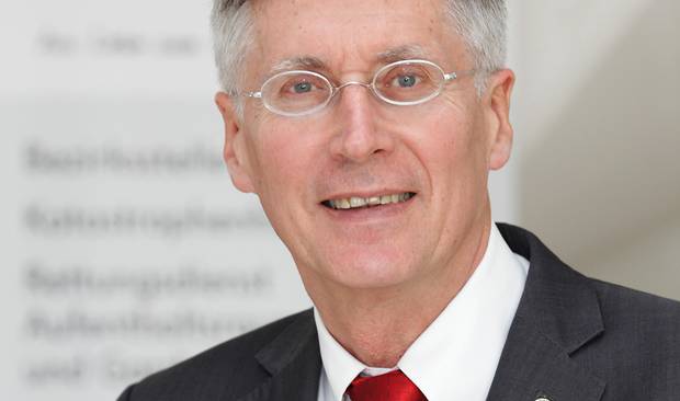 Der neue Präsident des Wiener Roten Kreuzes: Univ.-Prof. Dr. Reinhard Krepler 